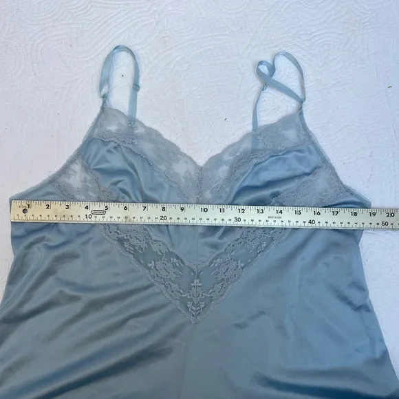 Vintage “A Cut Above” Satin Chemise Size 38 - Picture 7 of 8